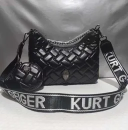 Kvinnors väska Lingge Crossbody White Diamond One Shoulder Bags Eagle Head Kurt Geiger Crescent Chain