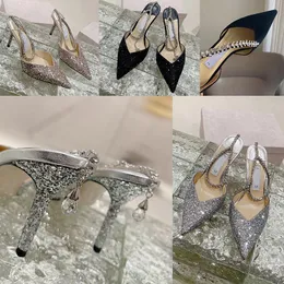 Crystal Designer Shoes 8.5cm Rhinestones Women Luxury Pumps klär Sandaler Höga klackar Skor Spring Summer Transparenta Shoes High Heels Party Prom Top Quality Designe