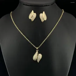 Pendant Necklaces Selling Women's Fashion Jewelry Set 22K Gold-plated Copper Zircon Necklace