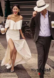 Sıradan Elbise Stüdyo Tema Giyim Konumu Seyahat Düğün Pografi Sokak Po Çift Askı Elbise