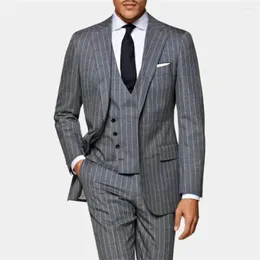 Men's Suits Classic Grey Pinstripe For Business Single Breasted Jacket Vest Pants 3 Pieces Formal Groom Wedding Tuxedos Tailored