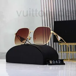 Óculos de sol Designer Brand New 2024 Moda Feminina Óculos de Sol, Protetor Solar de Metal, Beleza Natural, Emagrecimento Avançado Trendy Men 4JS5