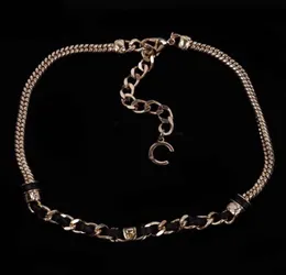 2022 Toppkvalitet Charm Pendant Halsband med diamant och äkta läder för kvinnor Bröllopsmycken Gift Have Box Stamp PS72881780292