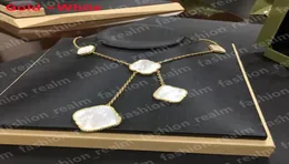 Ожерелье с кисточками Четырехлистное клеверное ожерелье 6 цветов Ожерелья с подвесками Бриллиантовое золото Серебро Дизайнерские украшения для женщин для свадебного подарка9097997