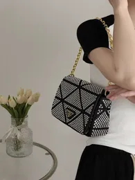 16% OFF Bolsa de grife versátil diamante feminina nova tendência e avançada corrente de moda ombro único bolsa quadrada pequena