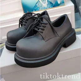 Designer Steroidss Derby-Schuhe, schwarze Turnschuhe, Herren-Herrenschuh, EVA, extra runde Spitze, leichtes Material, Schnürung, Luxus-Sneaker, weicher Stoff, neue Modegröße 38–44