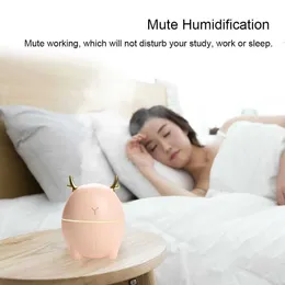 Humidifiers 200ML Mini Air Humidifier Cute Deer-shaped Portable Humidifier Aroma Essential Oil Diffuser Mist Maker for Home/Office/Car Use