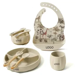 Free Personalized Name 8 PCS Baby Feeding Set Waterproof Bib Kids Sucker Bowl Dishes Plate Cup Spoon Fork Children's Tableware 240102