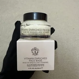 Vitamin rich facial foundation Apply to neutral 50ML facial moisturizing cream to nourish skin flawless foundation make-up