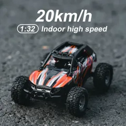 S801 S802 RC CAR 132 24G MINI Highspeed Control Control Gift for Boys Buildin Dual LED LIDE Shell Toy Luminous Toy 240103