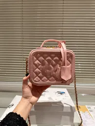 Havyar kutu makyaj çantası kadın moda alışveriş satchels omuz çantaları asılı deri crossbody messenger çanta totes lüks tasarımcı çantalar siyah cüzdan