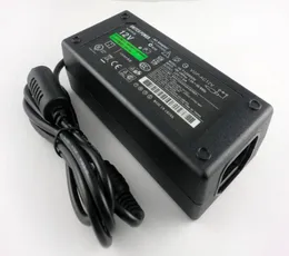 LEDストリップライト電源12V DC 5A 60Wと一緒にEU UK AU AC POWERケーブルプラグ8342159