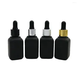 Bottiglie di stoccaggio 500 pz / lotto Fashion Design Square 30 ml 1 oz Flacone contagocce di olio essenziale in vetro nero opaco con coperchio in alluminio oro argento