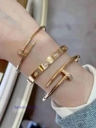 Car tiress New Brand Classic Designer Bracelet Fine Edition Elastic Thick Nail for Women 18K Rose Gold Card Home Simplicit Have Original Box