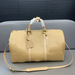 Borsa da viaggio in rilievo, famosa borsa aeroportuale di design, borsa da viaggio unisex di grande capacità, borsa a colori solidi con borsa a prova di polvere, borsa casual, borsa sportiva minimalista