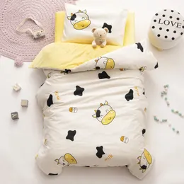 Pure Cotton Quild Childrens 3PCS Zestaw drzemki pokrowce z łóżka z kreskówki i łóżka bez rdzenia 240103