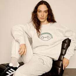 24ss Sporty Rich Designer-Pullover mit Buchstaben-Verschlussknopf, bedrucktes Fleece-Sweatshirt für Damen, weicher Baumwoll-Hoodie