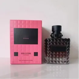 Född i Roma Pink Coral Fantasy 100 ml Lady Pink Perfume Woman Fragarance Floral Spray EDP Charmig Intensiv lukt Toppkvalitet Fast Ship 2 3 726