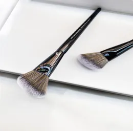 Pro Blush Makuep Brush 93 Mjuka borst vinklade Contour Blush Powder Sculpting Cosmetics Beauty Tools9487288