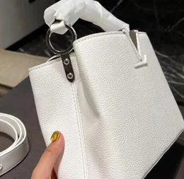 Luxusbeutel kleine Handtaschen -Serie Designer Weiche Tasche Weißer Schultergurt echte Leder -Crossbody -Tasche einfache Temperament Umhängetaschen Frau Handtasche