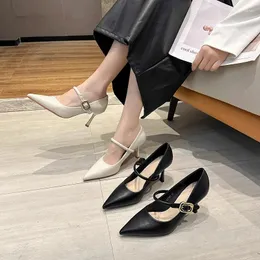 ارتداء الأحذية نساء 2024 مضخات Pu High High Heels Office Office Stiletto Party Party Comfort