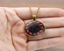 Łańcuchy Anime Sharingan Naszyjnik Cosplay Akcesoria Itachi kreskówka biżuteria kobiety/mężczyźni łańcuch niespodzianka 3pcs5942110