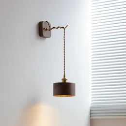 Lampy ścienne Walnut All-Copper Retro w stylu salonu w stylu japońsku w stylu wtyczki z przełącznikiem do sypialni sypialnia