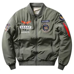 Vinterbomberjacka MA1 Air Force Pilot Casual Men tjocka jackor Velvet Coat Male Green Blue Khaki Outerkläder 240102