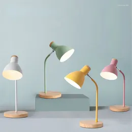 Tischlampen Nordic Schreibtischlampe Schlafzimmer Macaron Augenschutz Plug-in Holzsockel Studentenwohnheim Nachttisch