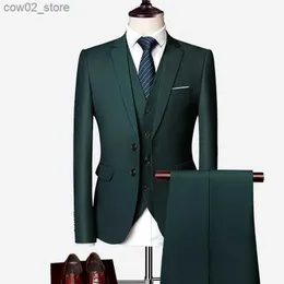 Herenpakken Blazers Luxe 3-delig heren trouwpak mode heren slank effen kleur zakelijk kantoor pak sets grote maat heren Blazer + broek + vest Q230103