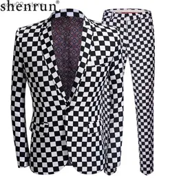 Mäns kostymer blazrar Shenrun Fashion Suit Men Black White Plaid Print 2 Pieces Set Senaste kappa Pant Designs Wedding Stage Singer Slim Fit Come Q230103