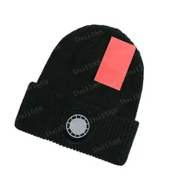 Beanie/Skull Caps Designer Hats kebled ins popular Canada Winter Hat Letter Classic Print knit589