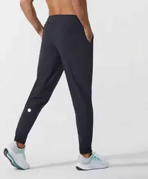 Lululemen kadınlar lulu kısa pantolon yoga kıyafeti jogger spor hızlı kuru çizim spor salonu cep pantolonları pantolonlar erkek gündelik elastik bel fitnes 124