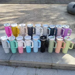 Designer 40oz muggar tumlare med handtag 18 mönster gamla blommisolerade tumlers lock strå rostfritt stål kaffetermos cup med logotyp