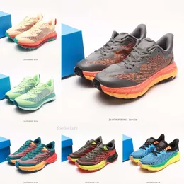 샌들 hoka clifton one running shod hokas bondi 8 카본 여성 남자 낮은 탑 메쉬 트레이너 트리플 흰색 블랙 프리 챌린저 ATR 7-113449