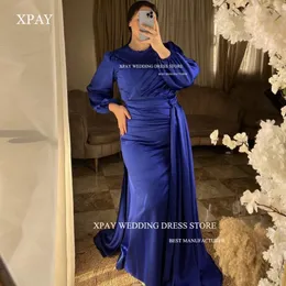 Бальные платья XPAY Скромные синие атласные русалки Мусульманские женщины Вечерние платья с круглым вырезом и длинными рукавами Складки со съемным шлейфом Вечерние платья для выпускного вечера