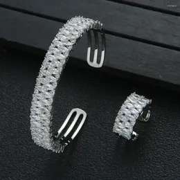 Collana Orecchini Set Bracciale rigido e anello con zirconi lucenti 2 pezzi Gioielli fatti a mano Accessori da sposa di lusso Dubai Weddig