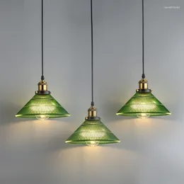 Pendelleuchten Nordic Vintage Moderne Glas Grüne LED-Lampe neben Schlafzimmer Wohnzimmer Kupfersockel Home Decor Hängeleuchten Luminaria
