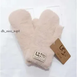 Mittens ugglis tofflor handske winte cony hår varumärke designer mode kvinnor män lyx utomhus sport varma vintrar skid 330 ugglis stövlar glo