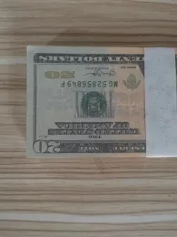 Film Props Party Game Dollar Bill Fałszywa waluta 1 5 10 20 50 100 Wartość nowa o dolarach amerykański Fake Money Prezent 100pcs/pakiet