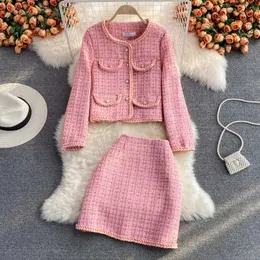 Blazer Mini Gonne Abiti da donna Plaid Corto in due pezzi Autunno Rosa Bianco Slim Giacca in tweed Mezza gonna Donna Set in due pezzi 240103