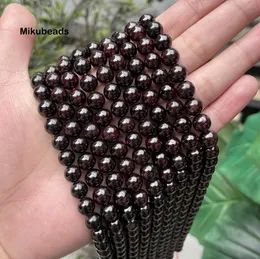 Bilezikler Toptan Doğal 8mm 10mm Kırmızı Garnet Pürüzsüz Yuvarlak Yuvarlak Yuvarlak Boncuklar Takı DIY Kolye Bilezik veya Hediye Ücretsiz Nakliye