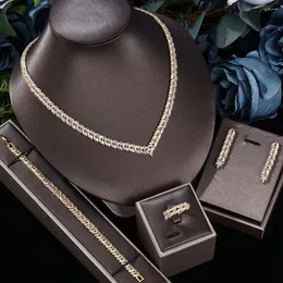 Set di orecchini e collana ingegnosi 4 pezzi di gocce d'acqua di lusso per le donne, la festa nuziale di Dubai