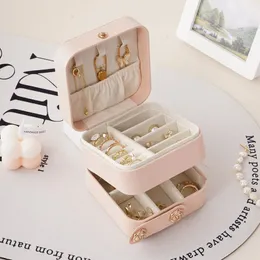 Doublelayer Jewelry Storage Box 휴대용 여행 홀더 주최자 디스플레이 링 목걸이 용 240103