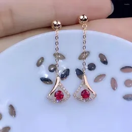 Kolczyki stadnowe Elegancki czerwony naturalny kamień rubinowy dla kobiet z 18 -karatowym złotem