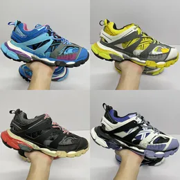 2024 Designer Sneakers Paris Casual Buty Czarne białe potrójne 3.0 Ice Blue Pink Men Trainer Orange Runner Blue Yellow Womens Purple Mens Trainer Lime Red But