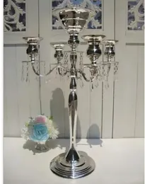 حاملي H75cm * W48cm ، 5 رؤساء Crystal Candelabra ، حامل الشمعة ، مركزية الزفاف ، حامل شمعة زهرة مع المعلقات