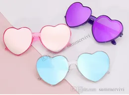 INS Kids Love Heart Sunglasses Fashion Girls Mirred Frame Frame Color Polarized Sunglass Goggles 어린이 UV 400 보호 비치 안경 S0394