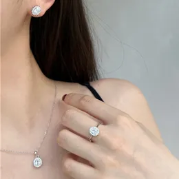 Luxo 3 unidades / conjunto conjunto de joias de designer para mulheres colar de diamante branco brinco anel 925 prata esterlina 5A flor de zircônia colares redondos anéis brincos caixa de presente