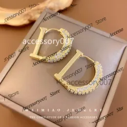 Designer-Schmuck-Ohrring, Charm-Designer-Ohrringe, echte Vergoldung, Zirkon-Buchstabe D-Ohrringe, modische Metallbolzen, einfache Ohrringe mit Goldschnalle